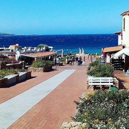 Mono 4 Pax - 200 Mt Dalla - Wifi Baja Sardinia