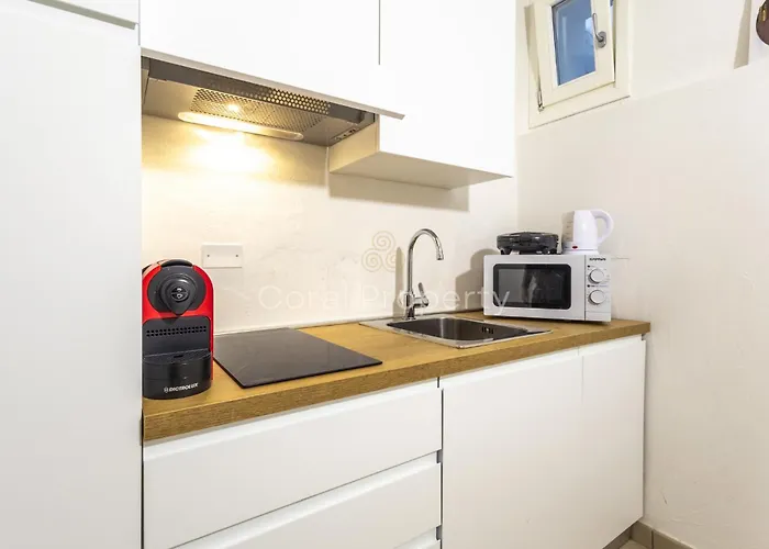 Mono 4 Pax - 200 Mt Dalla - Wifi Appartement