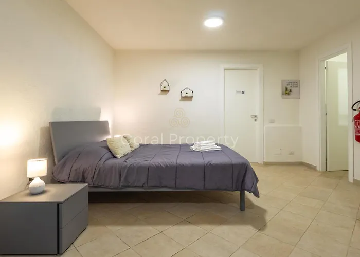 Mono 4 Pax - 200 Mt Dalla - Wifi Apartment Baja Sardinia